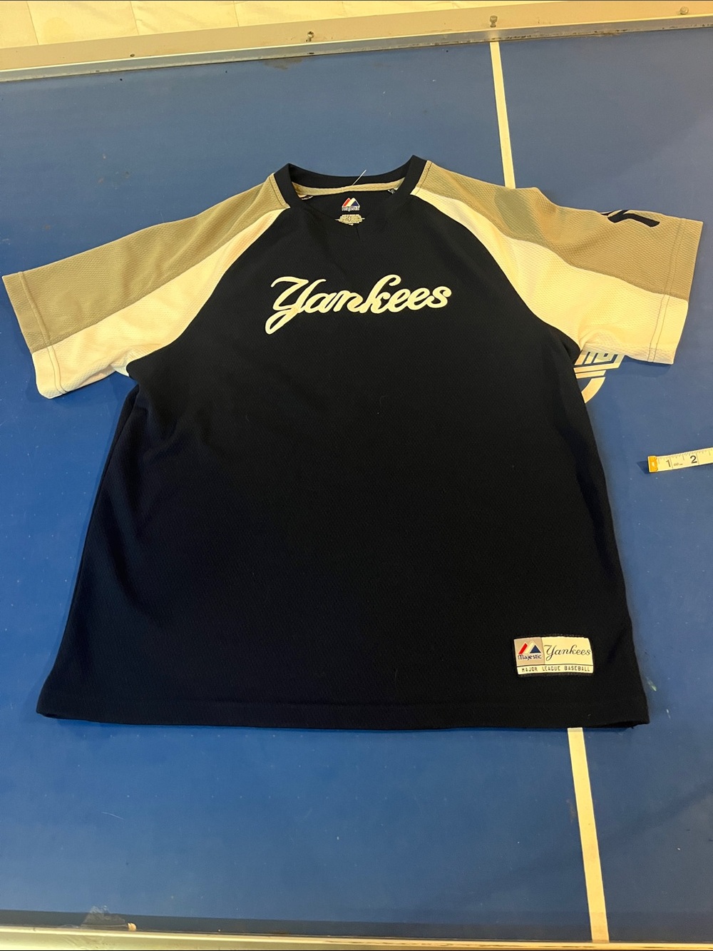 Majestic Navy and Gray Yankees Short Sleeve Team Tee